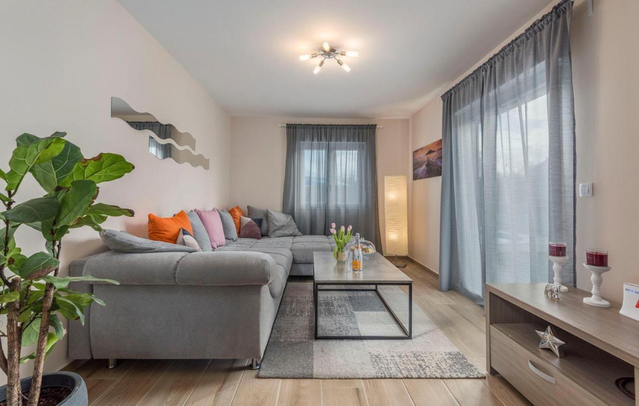 Villa Frontera Croatia 포레치 외부 사진