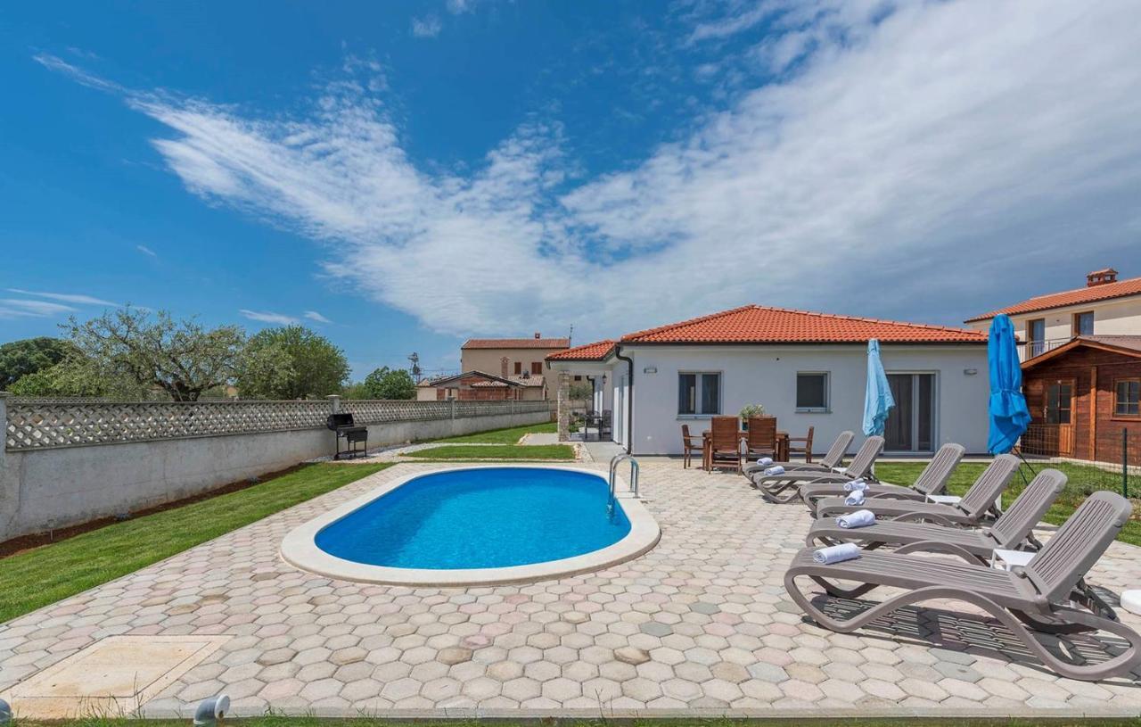 Villa Frontera Croatia 포레치 외부 사진